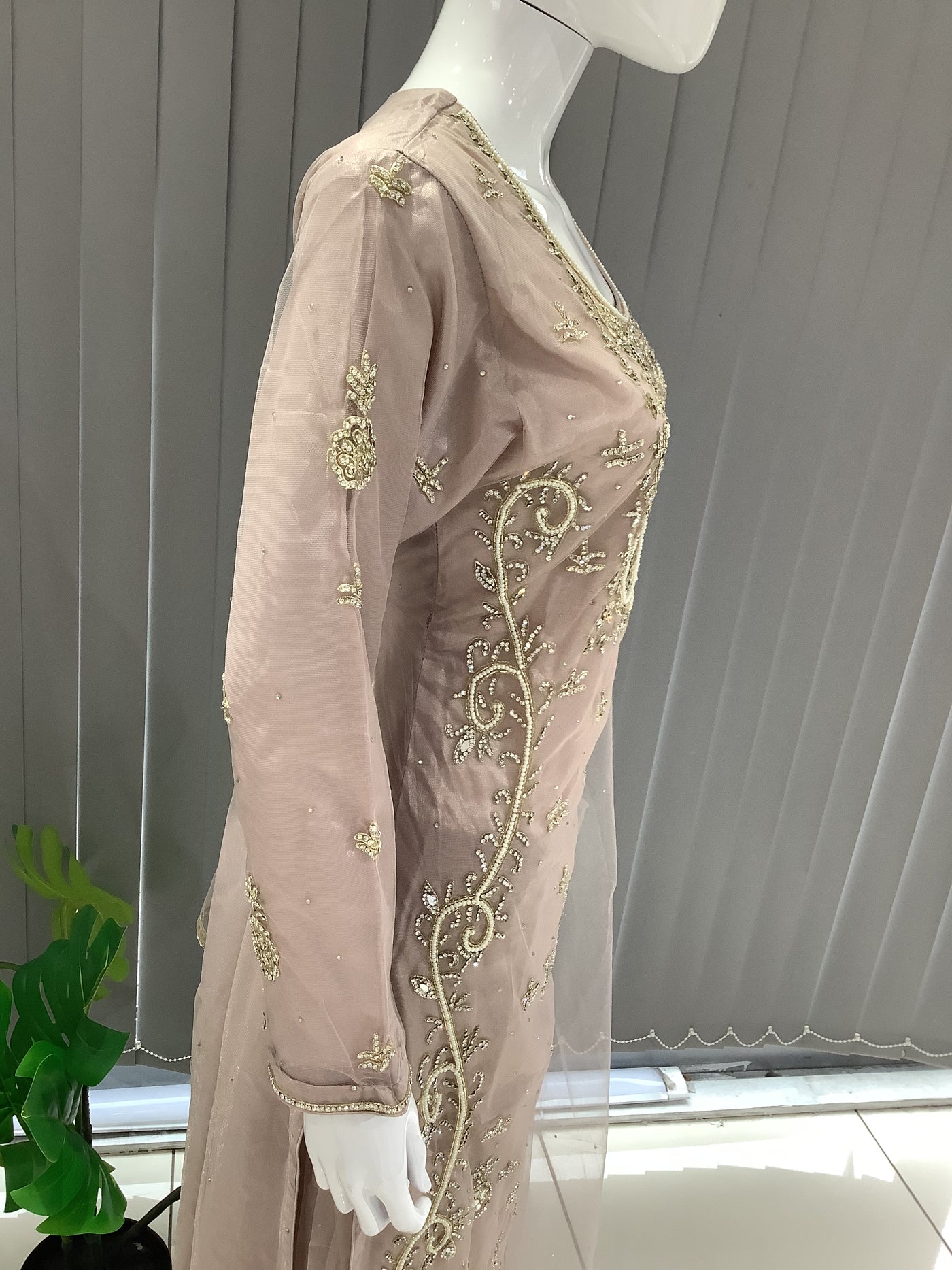  Asha - Pakistani clothes