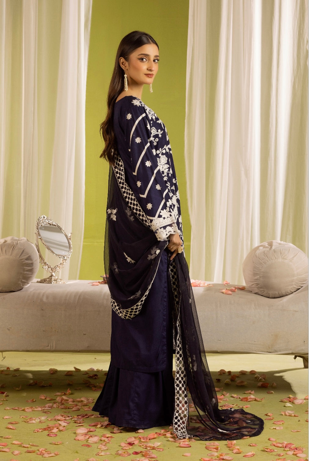 SIMRANS ‘Kismet’ | Embroidered Linen Handwork Readymade | SM760 (Navy)