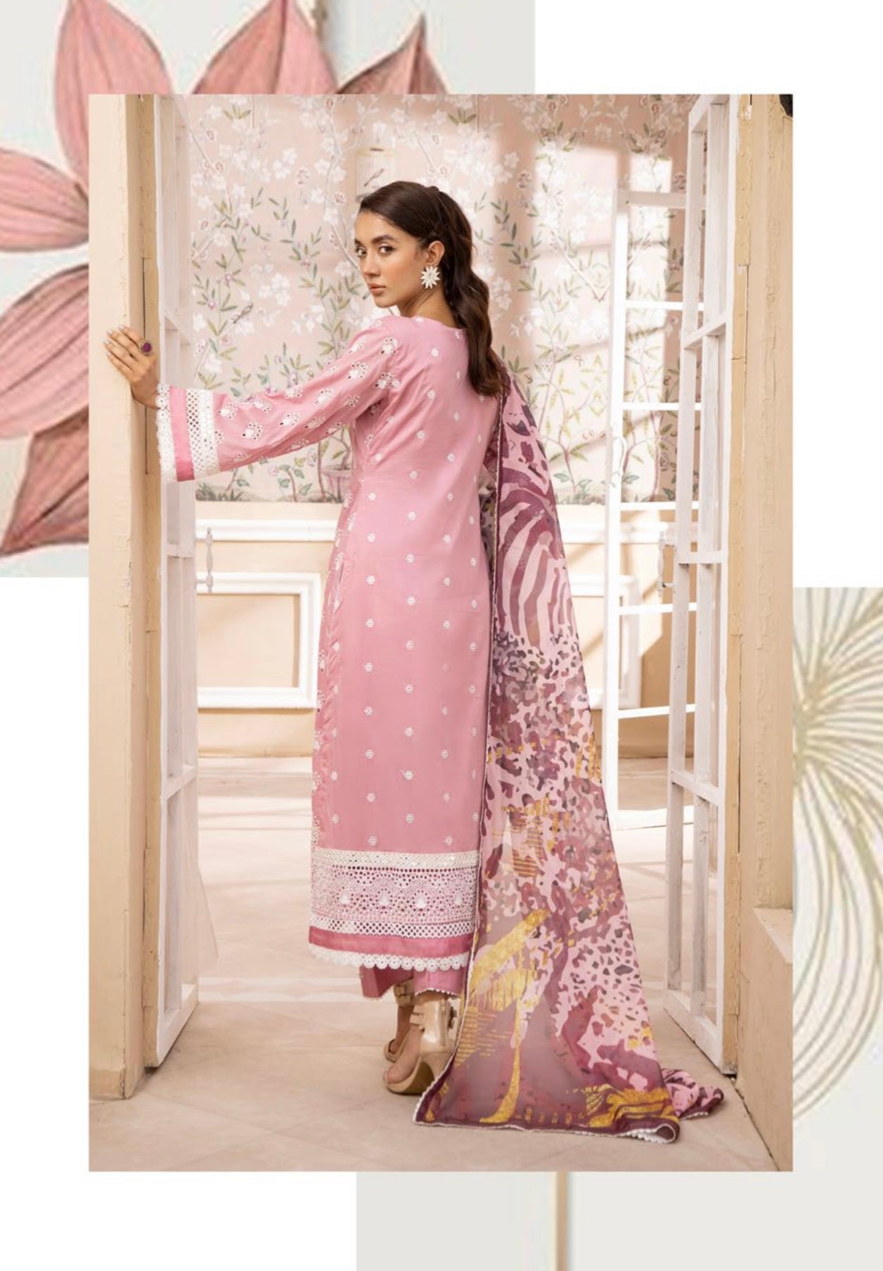 SIMRANS ‘Lawnkari’ | Embroidered Chikankari Readymade | SM596