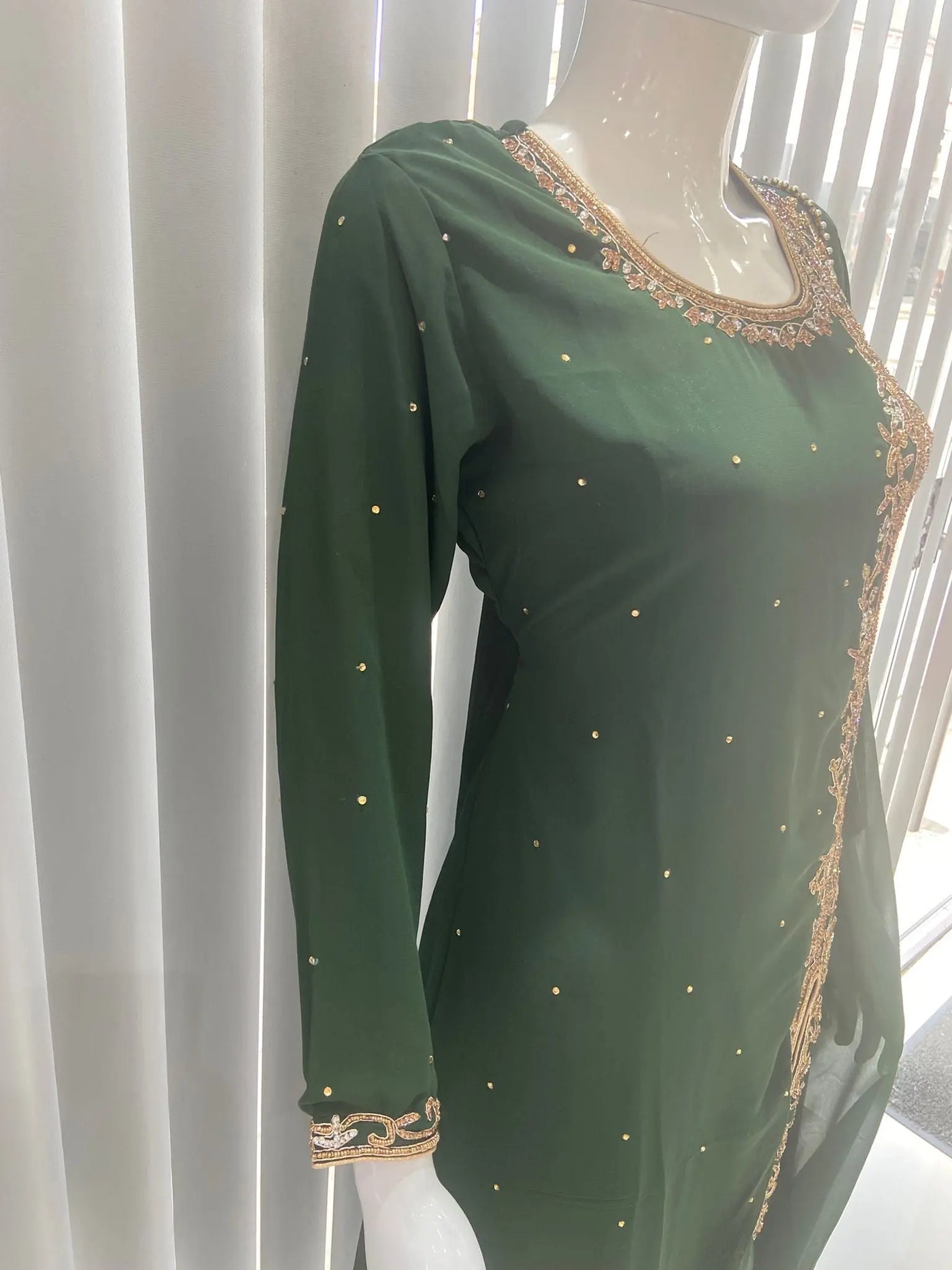  Asha - Pakistani clothes