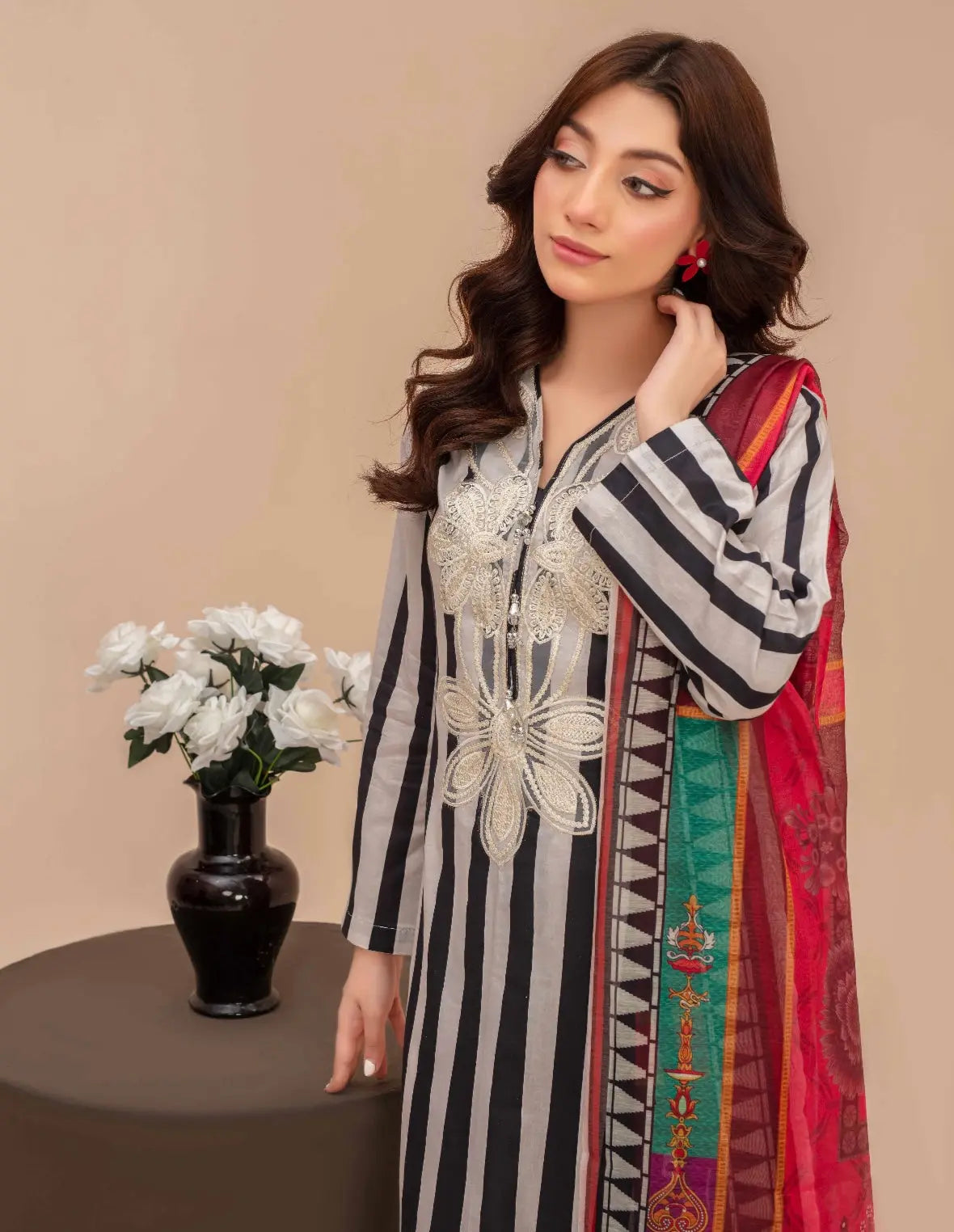  Ashyana - Pakistani clothes