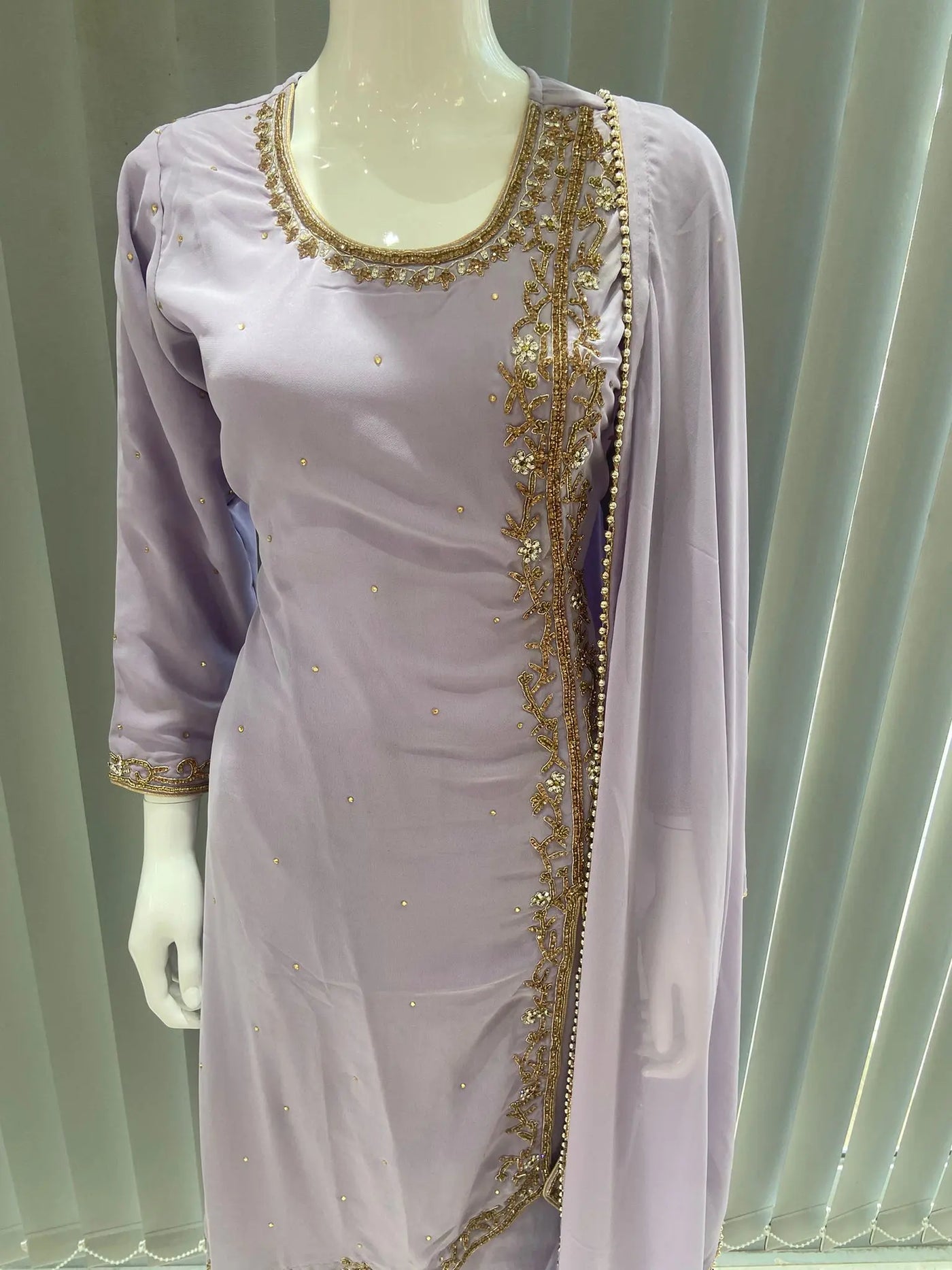 Asha - Pakistani clothes