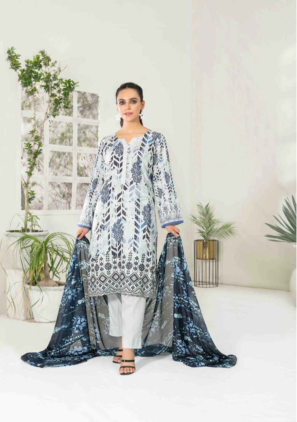 TAWAKKAL ‘Fasha’ | Embroidered Digital Linen Readymade | D3687