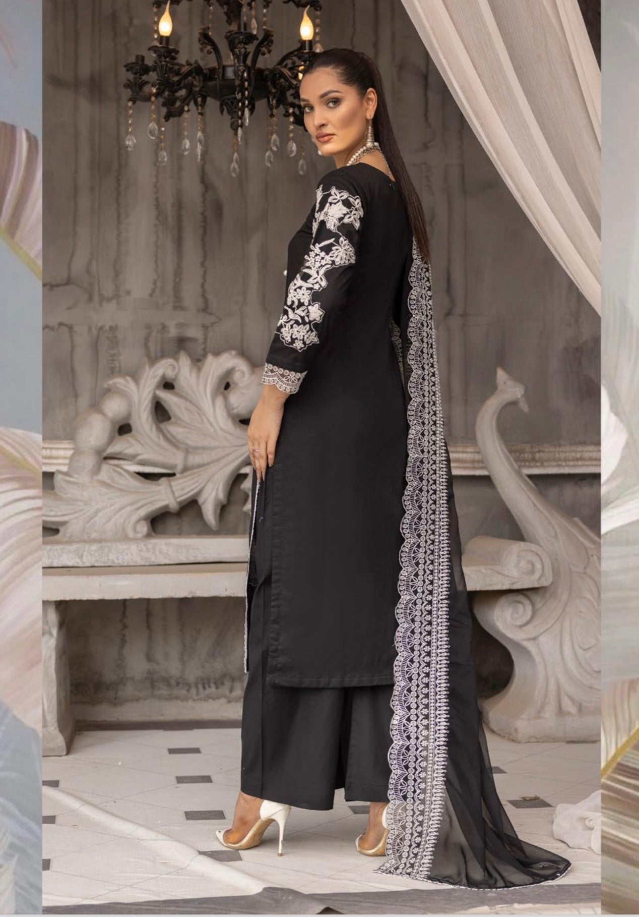 SIMRANS ‘Meeral’ | Embroidered Cotton Readymade | SM619 (Black)