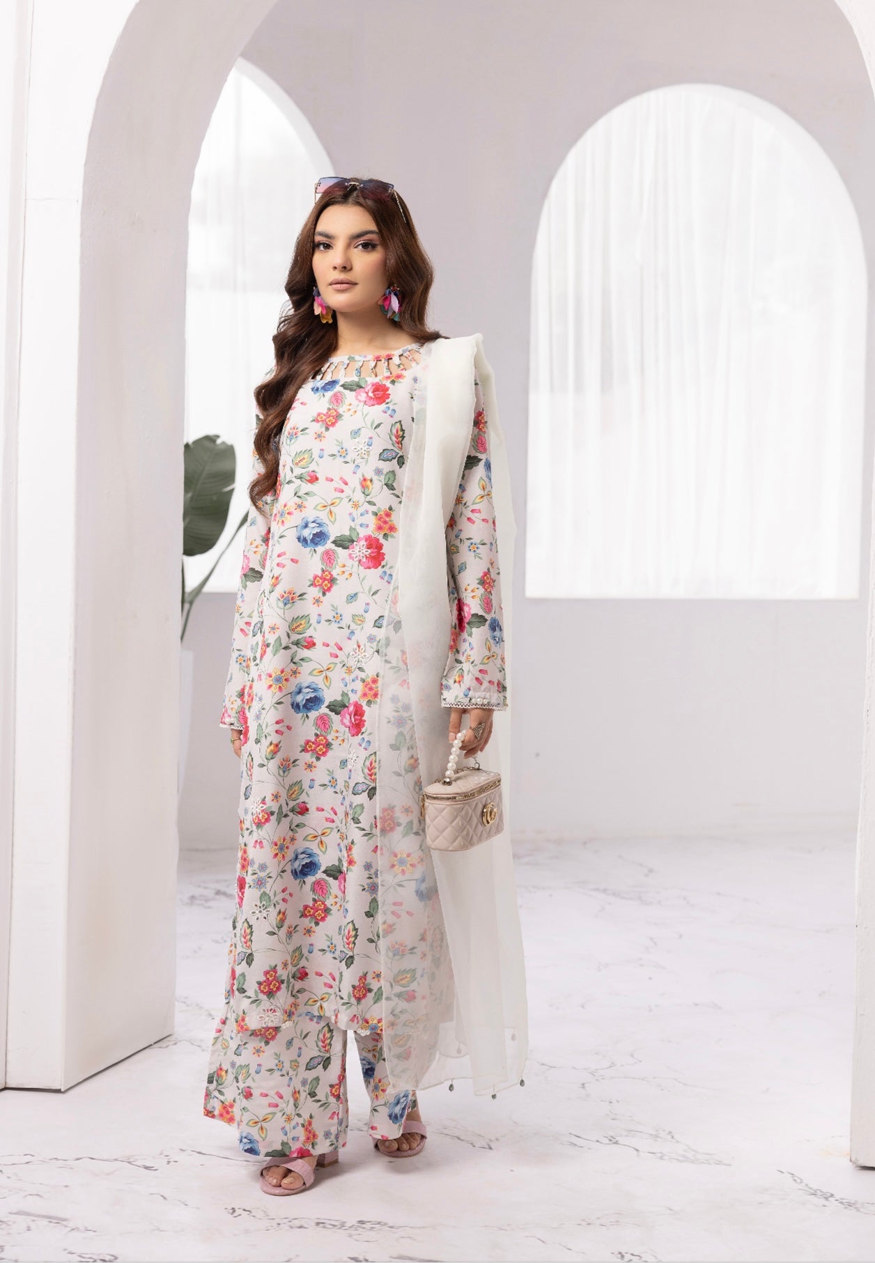 SIMRANS ‘S Prints 5.0’ | Embroidered Viscose Readymade | SM653