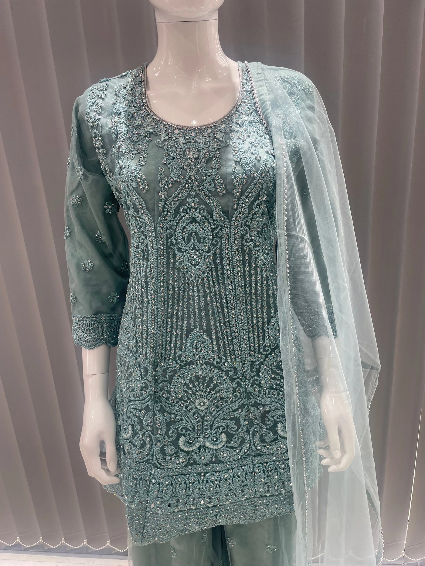  Asha - Pakistani clothes