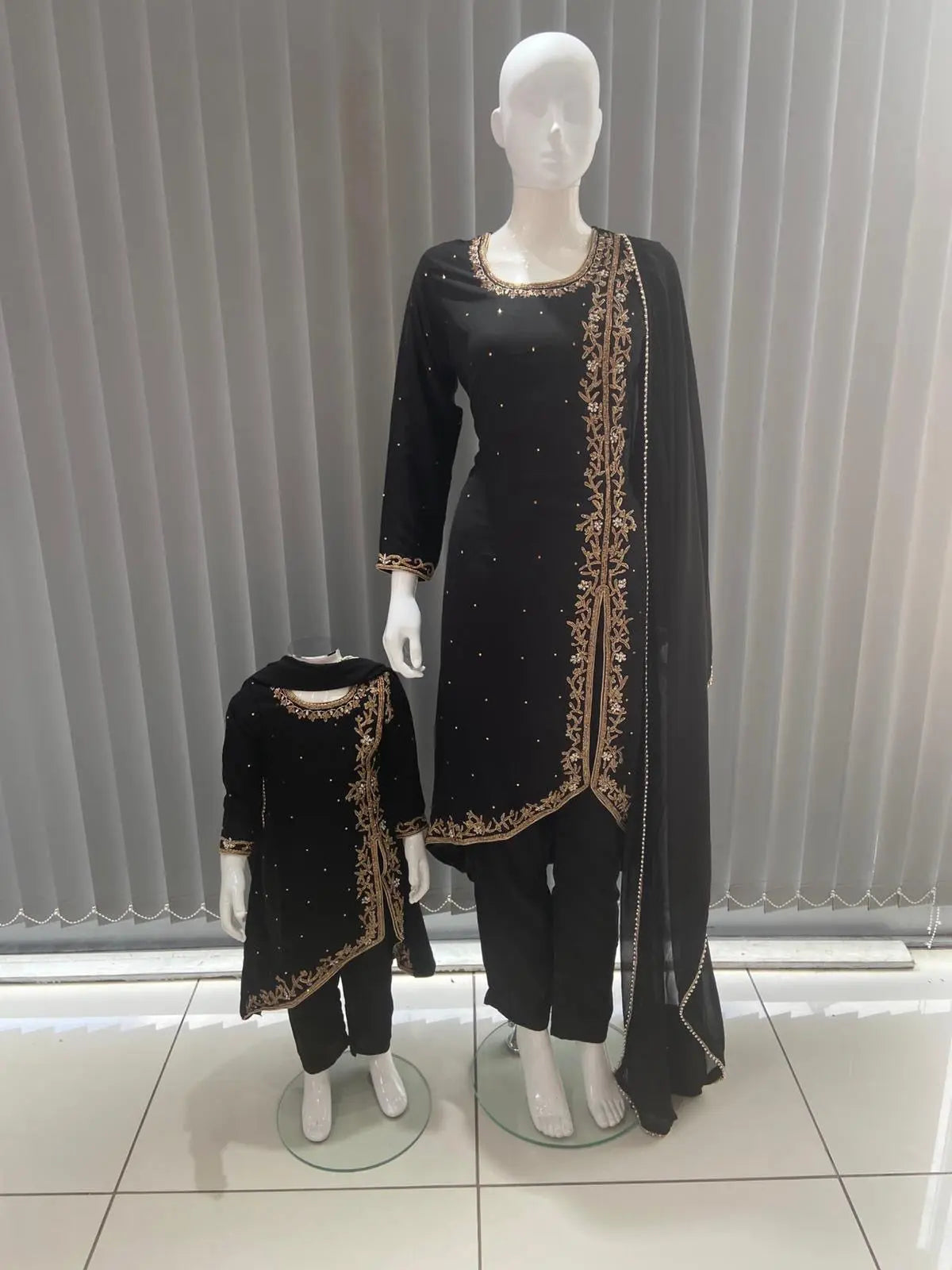  Asha - Pakistani clothes