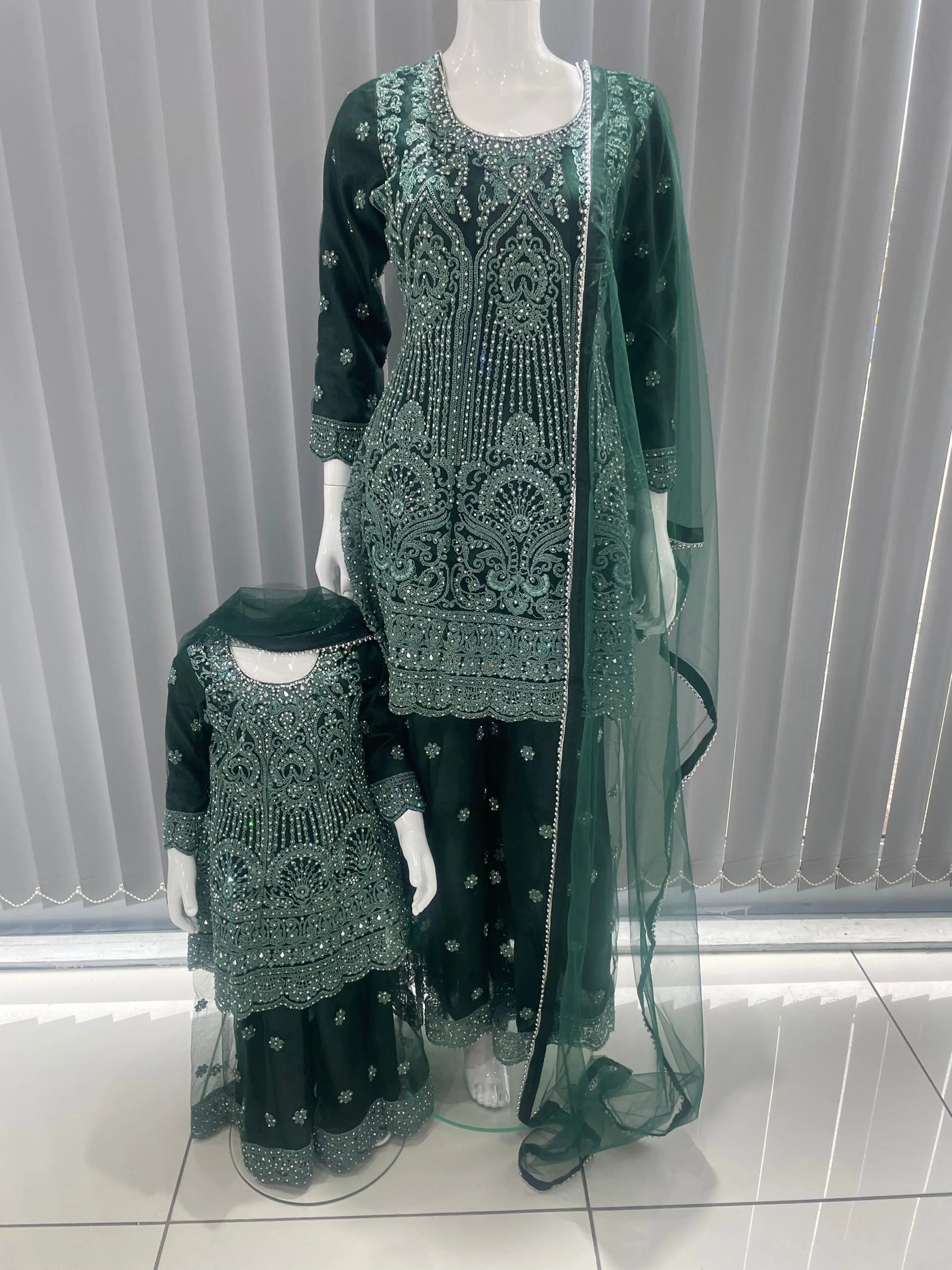  Asha - Pakistani clothes