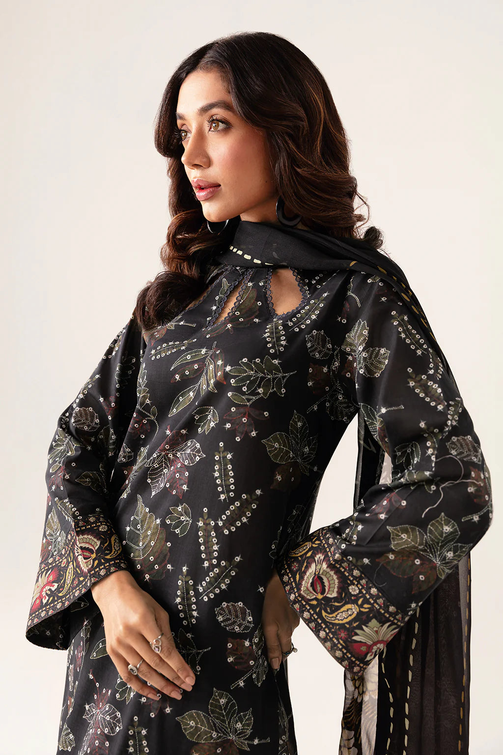  Ramsha - Pakistani clothes