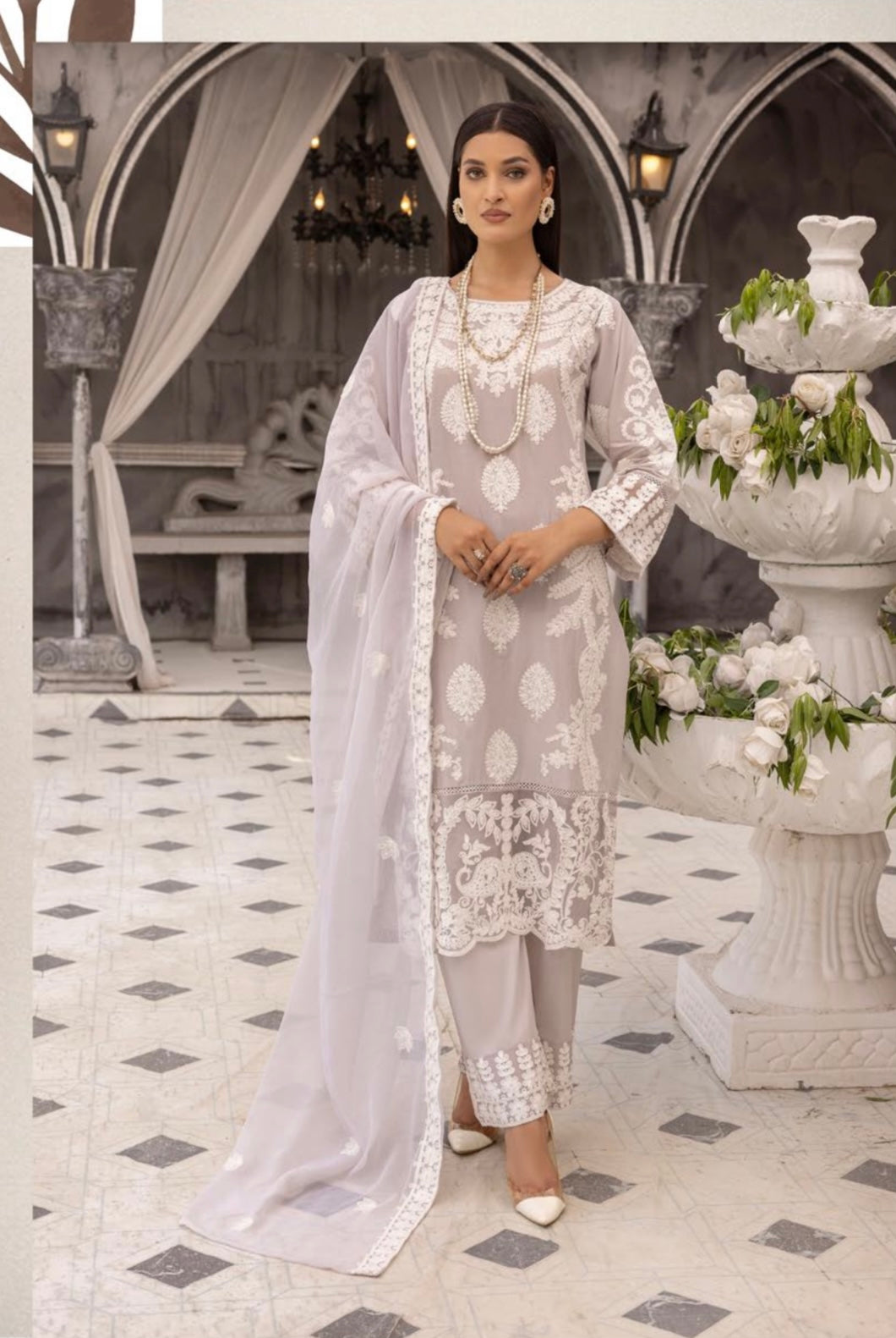 SIMRANS ‘Riwaaz’ | Embroidered Lawn Readymade | SM635 (Dusty Pink)