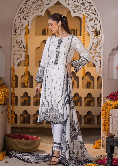  Heeras - Pakistani clothes