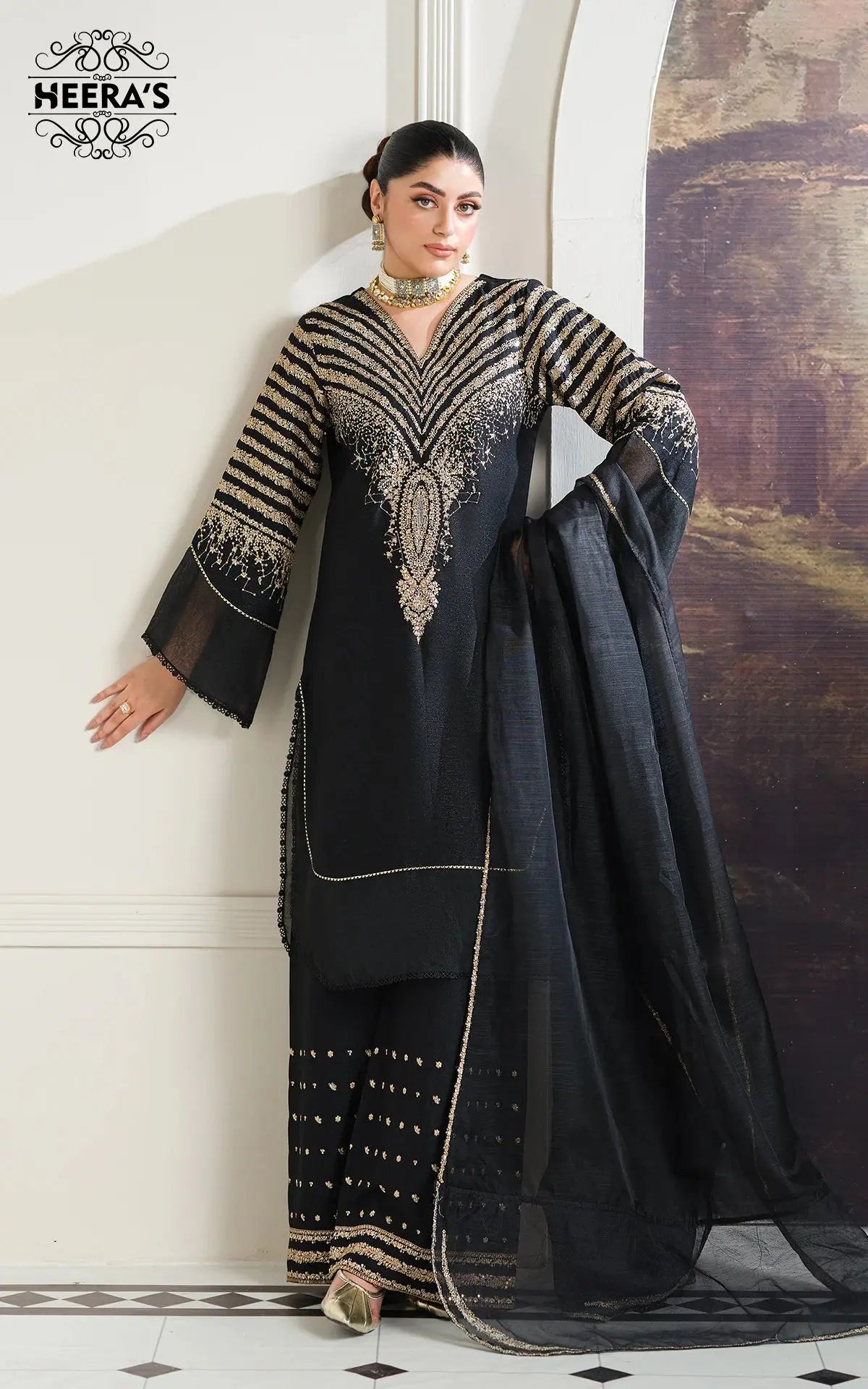 HEERAS | Luxury Embroidered Dhanak Readymade Traditional Womenswear | HSS033 Heeras