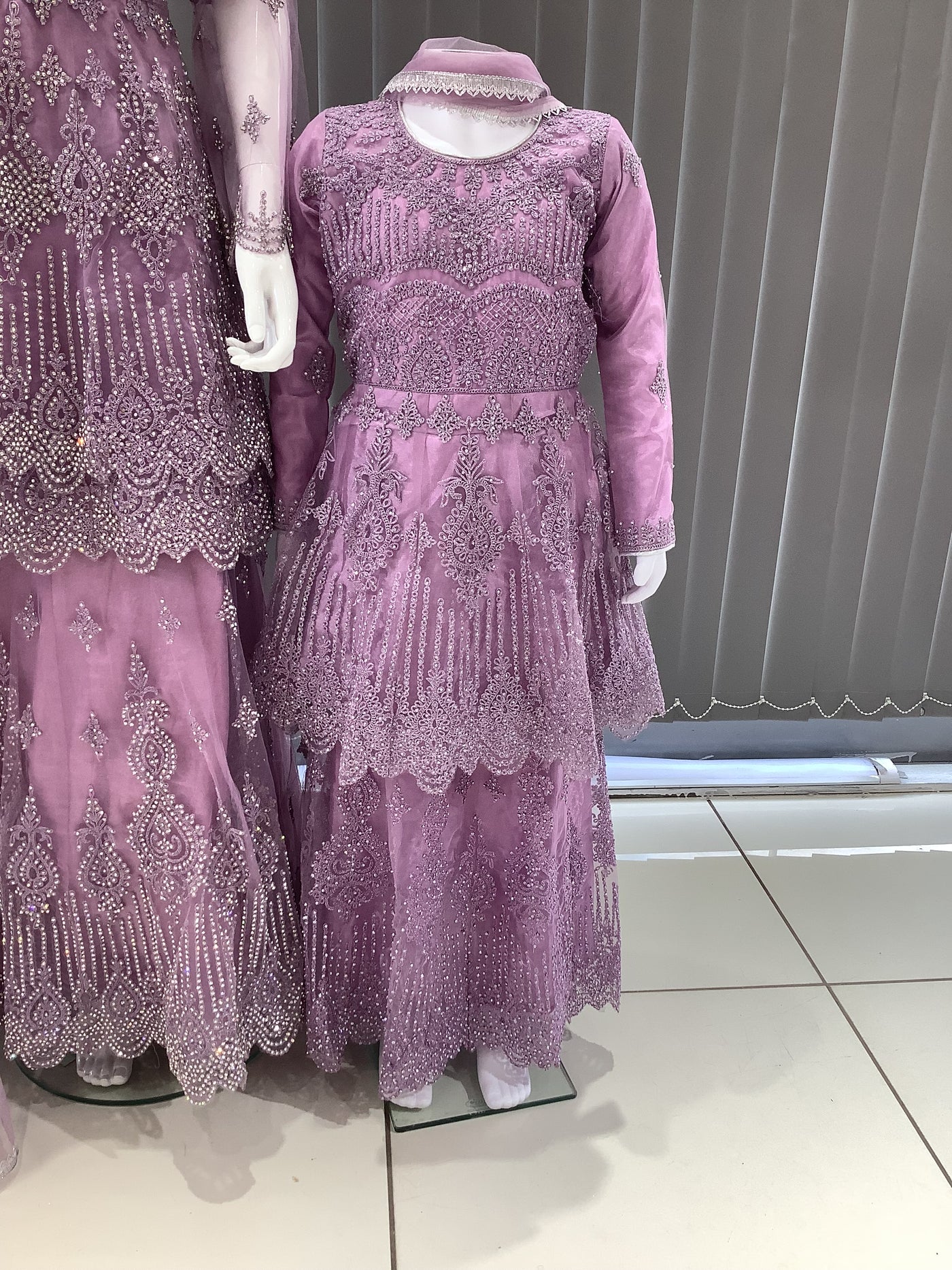  Asha - Pakistani clothes