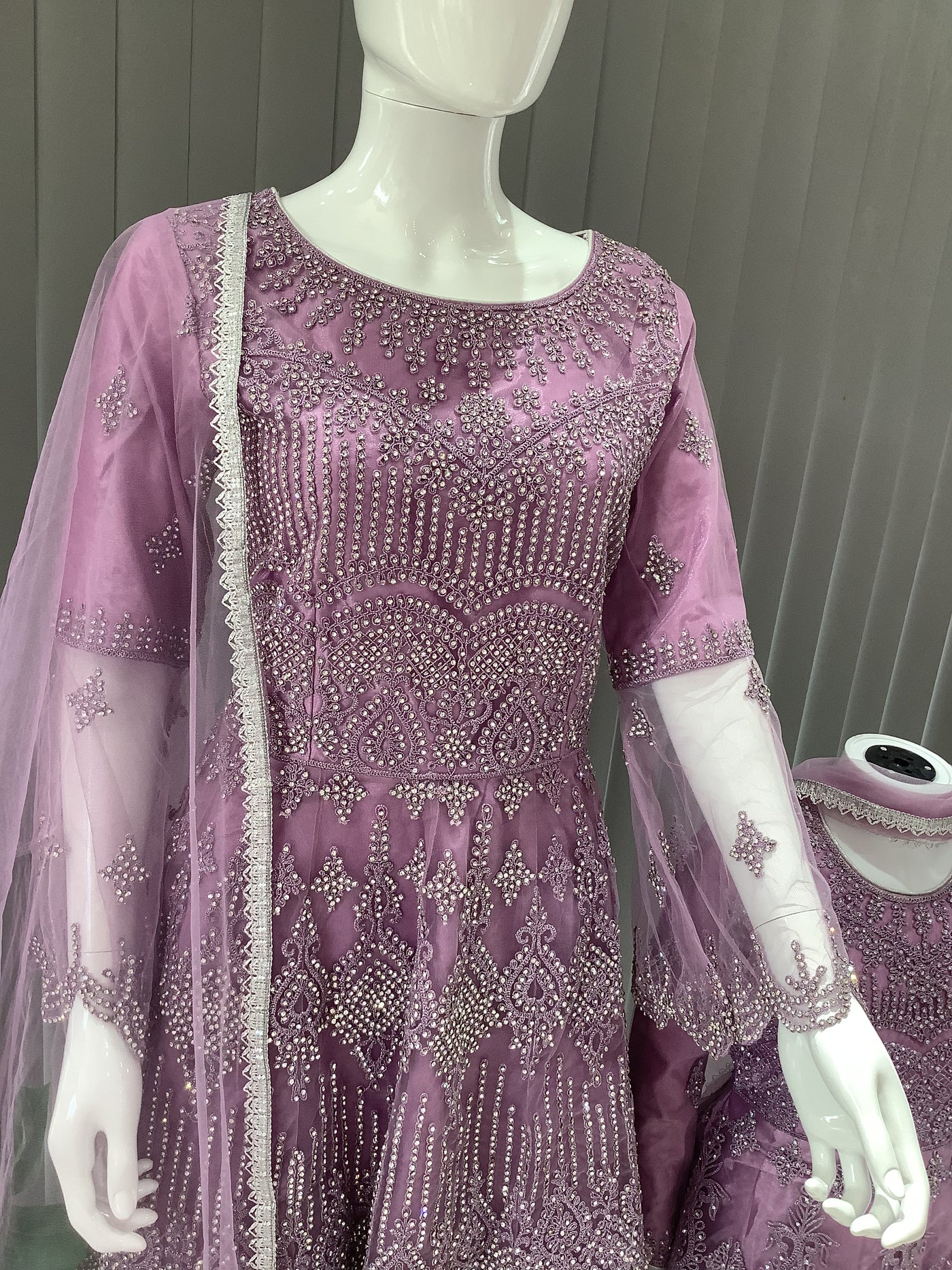  Asha - Pakistani clothes