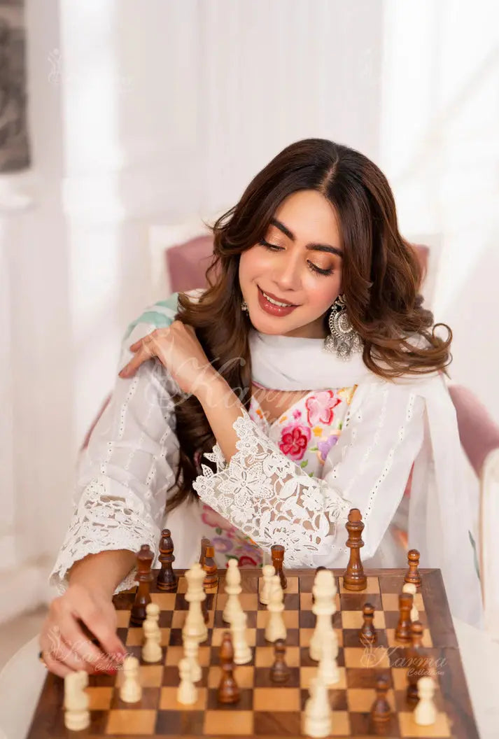  Karma - Pakistani clothes