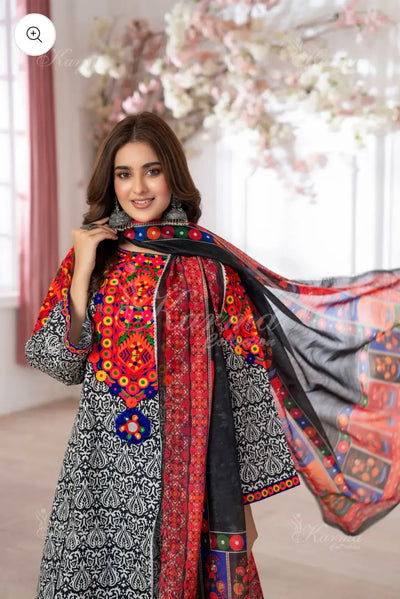 Karma - Pakistani clothes
