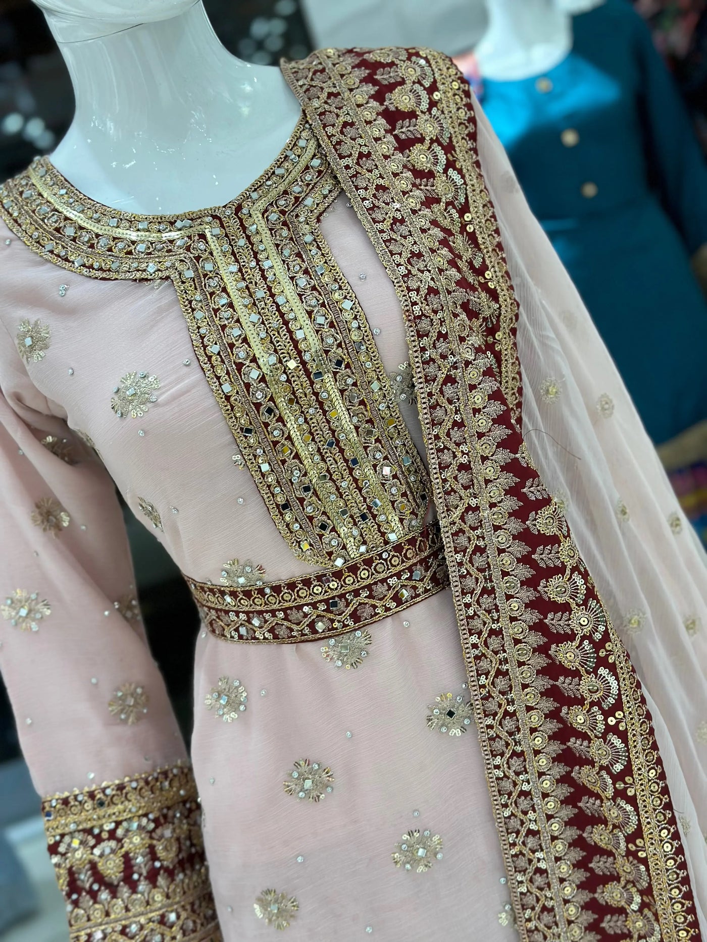  HXX - Pakistani clothes