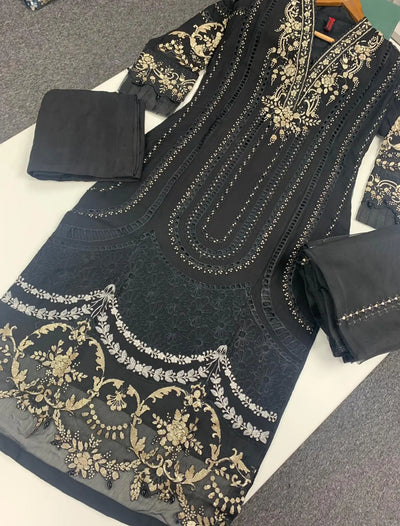  Pehnawa - Pakistani clothes