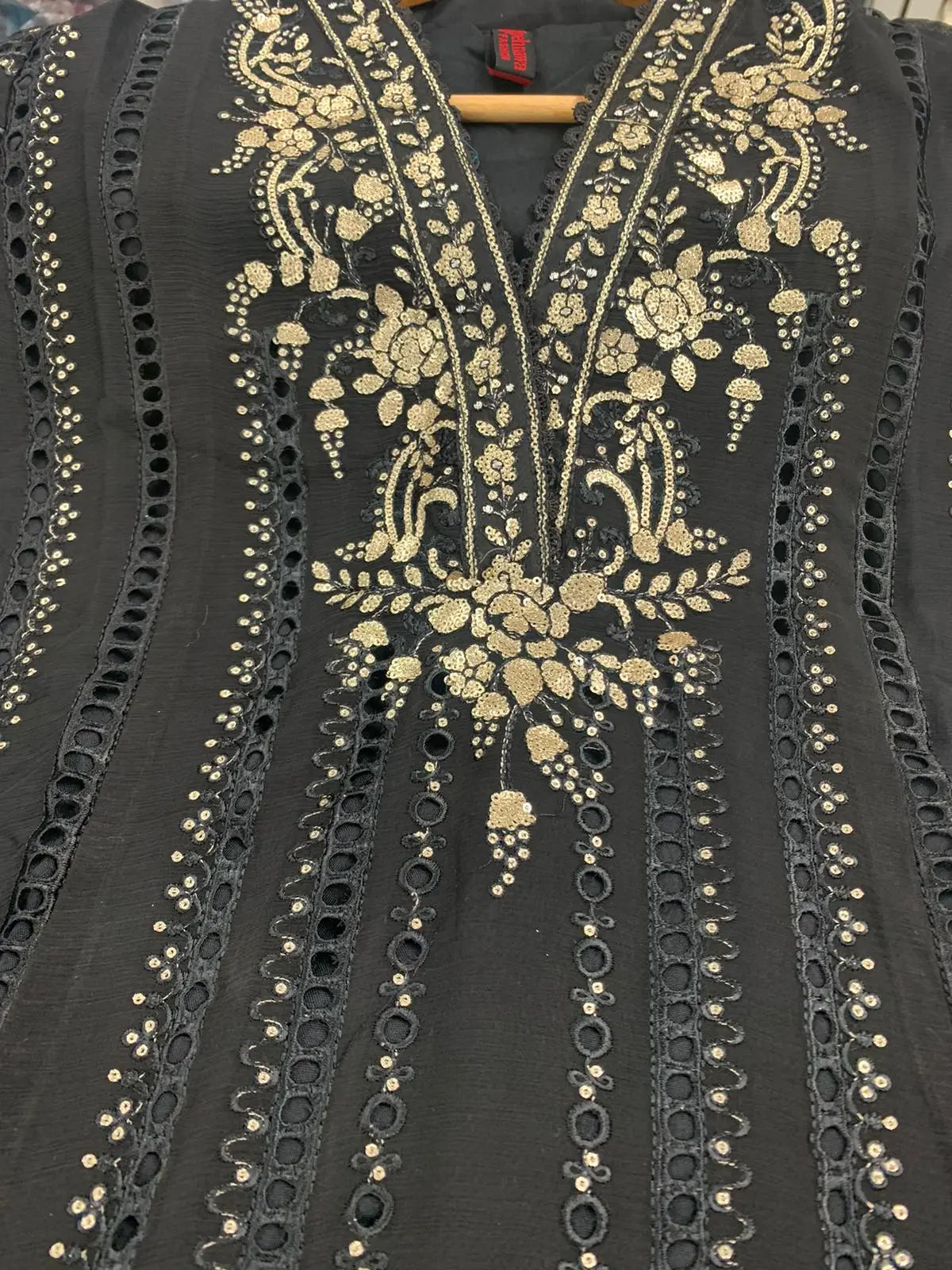  Pehnawa - Pakistani clothes