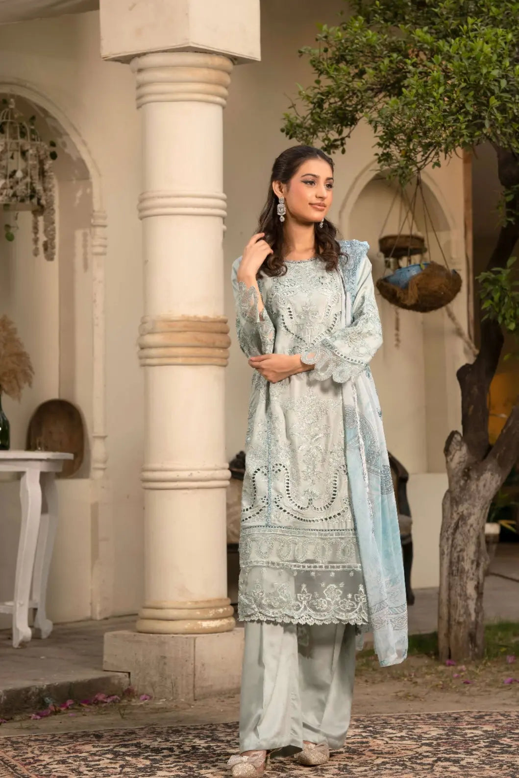  RANGZ - Pakistani clothes