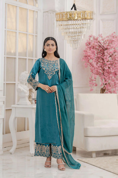 RANGZ 'Filhaal 2.0' | Embroidered Velvet Long Kameez Pakistani Readymade  | RGZ107 (5 Colours)