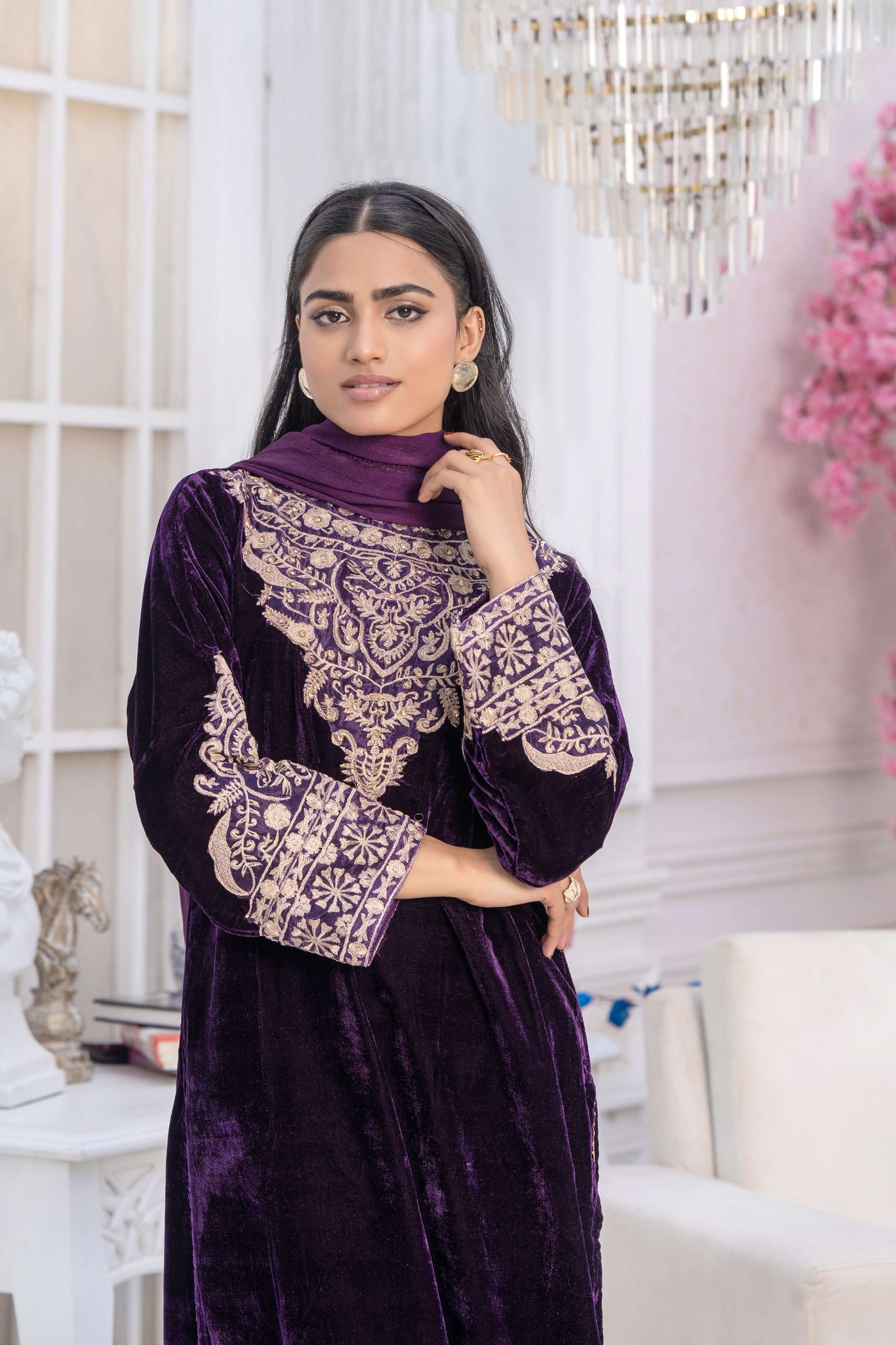 RANGZ 'Filhaal 2.0' | Embroidered Velvet Long Kameez Pakistani Readymade  | RGZ107 (5 Colours)