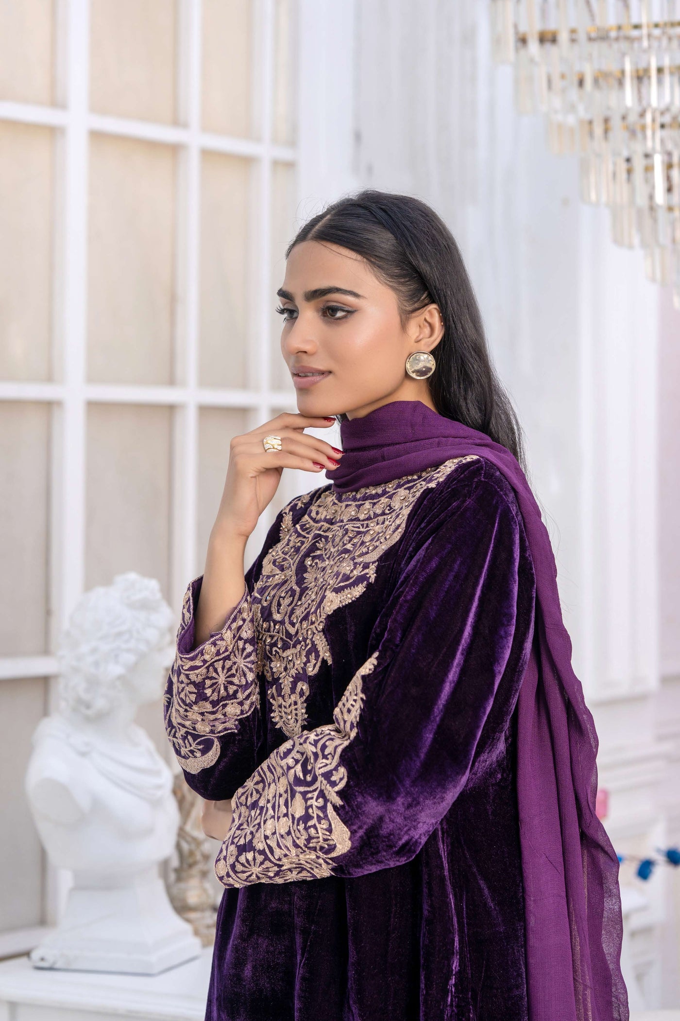 RANGZ 'Filhaal 2.0' | Embroidered Velvet Long Kameez Pakistani Readymade  | RGZ107 (5 Colours)