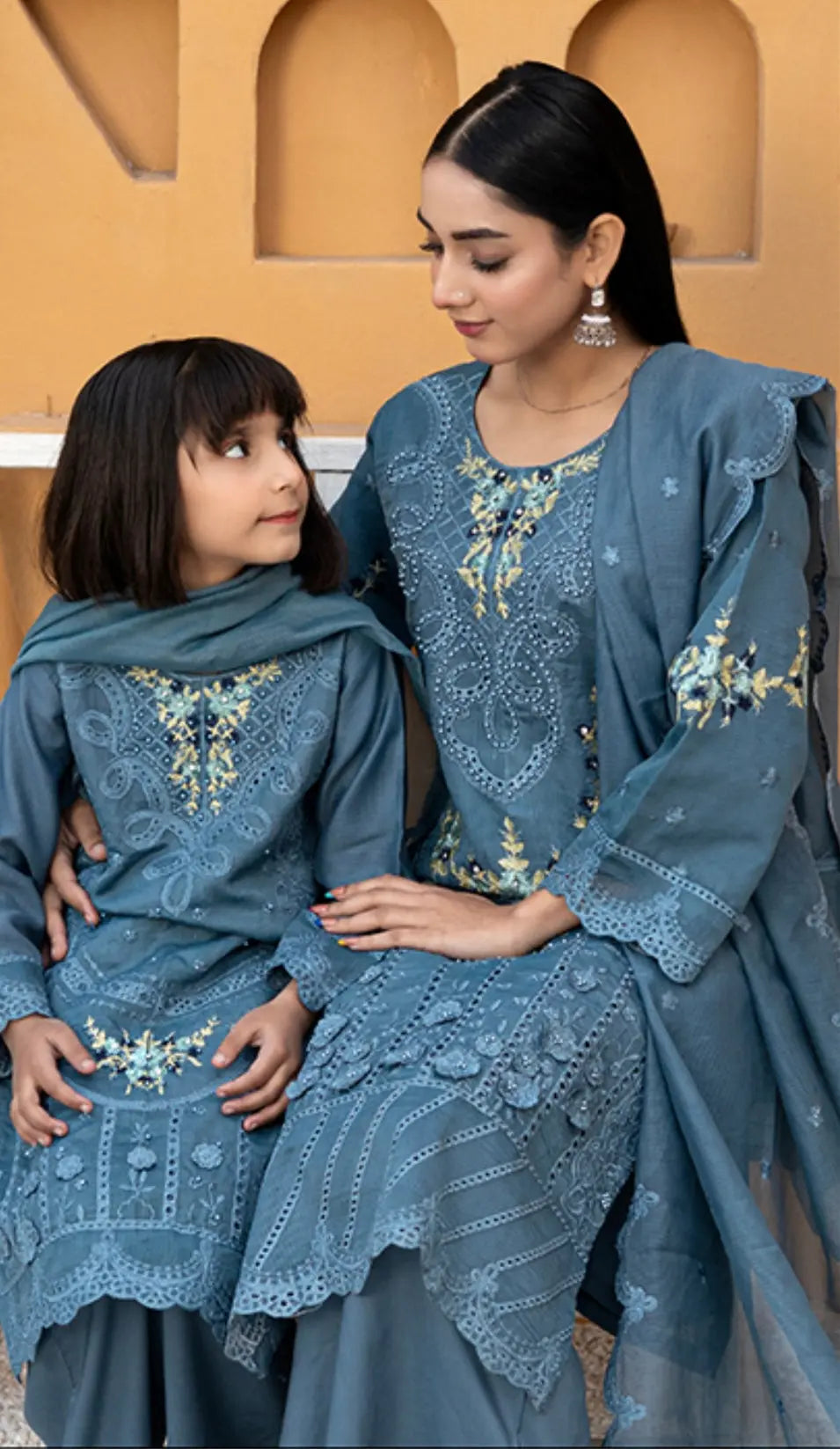  Rangz - Pakistani clothes