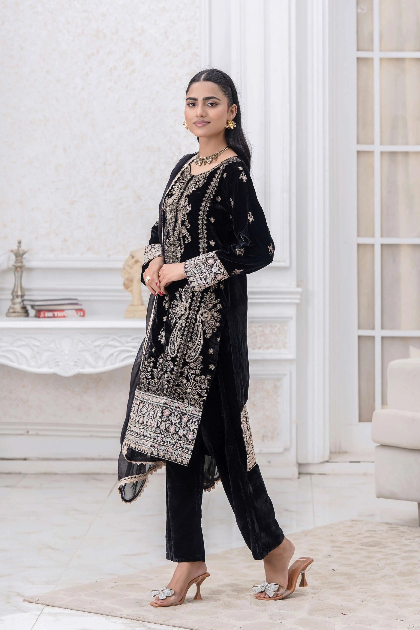 RANGZ 'Luxury' | Embroidered Velvet Long Kameez Pakistani Readymade  | RGZ108 (6 Colours)