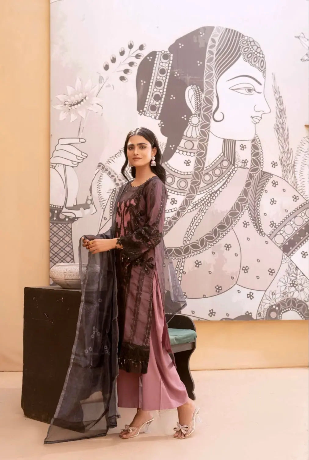  RANGZ - Pakistani clothes