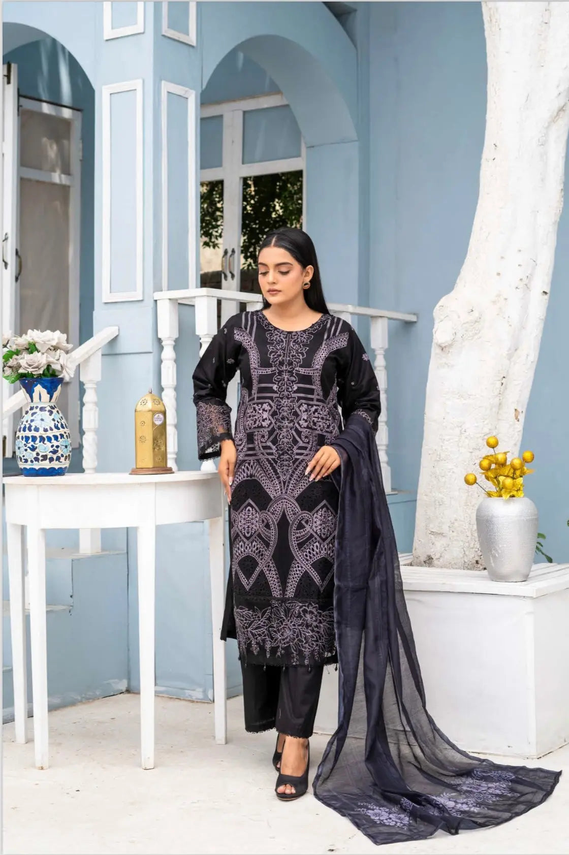  RANGZ - Pakistani clothes