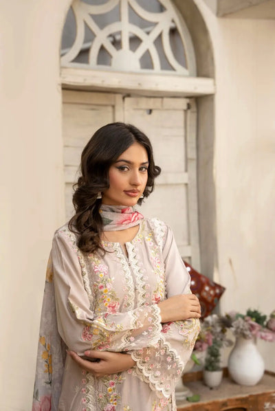  RANGZ - Pakistani clothes