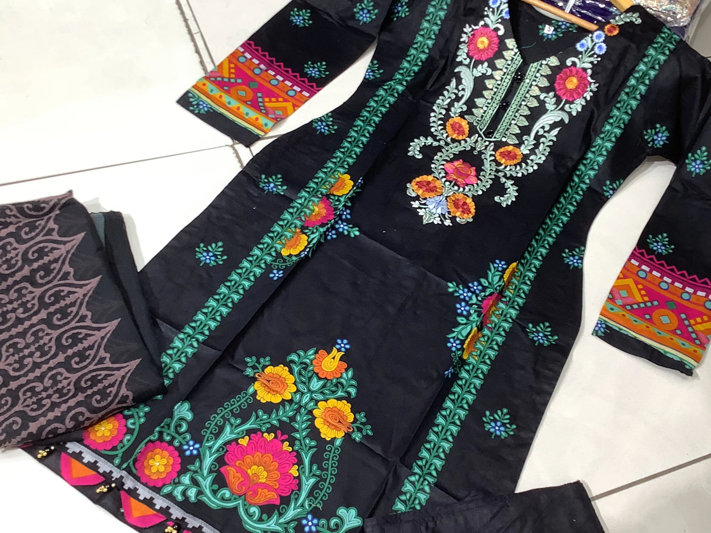  Inspired - Pakistani clothes