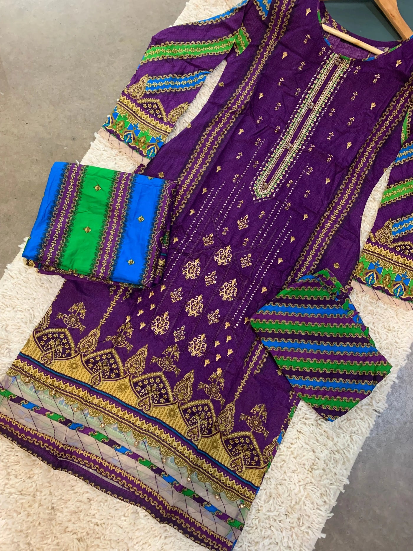  Inspired - Pakistani clothes