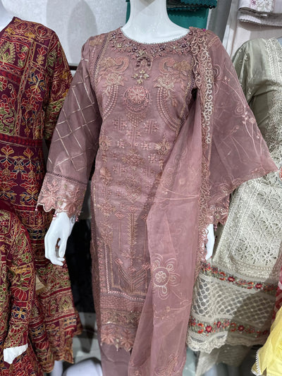  Simrans - Pakistani clothes