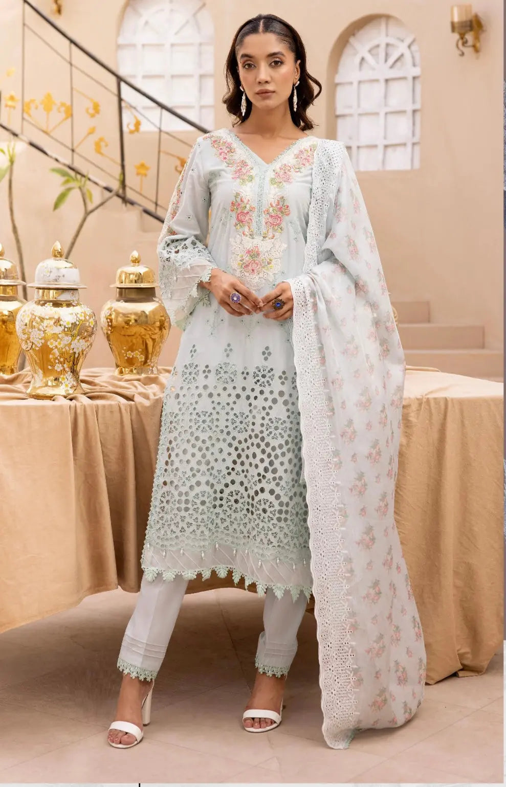  Simrans - Pakistani clothes