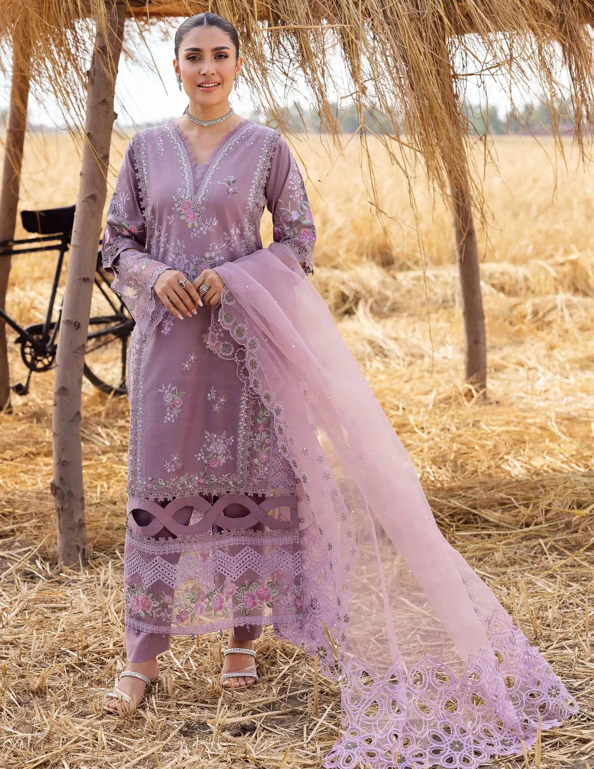  Simrans - Pakistani clothes