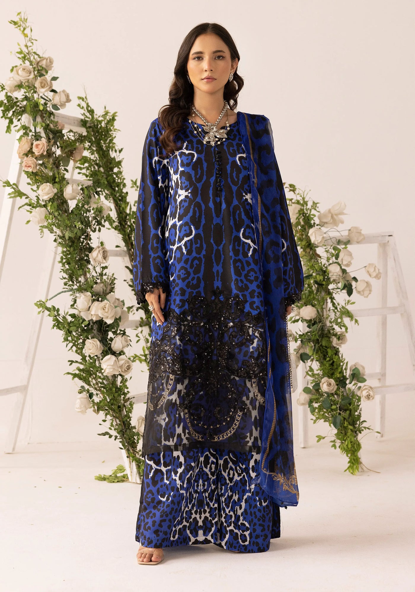  Simrans - Pakistani clothes