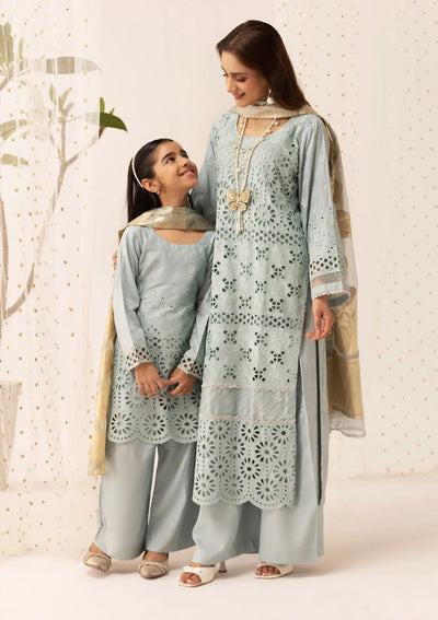  Simrans - Pakistani clothes