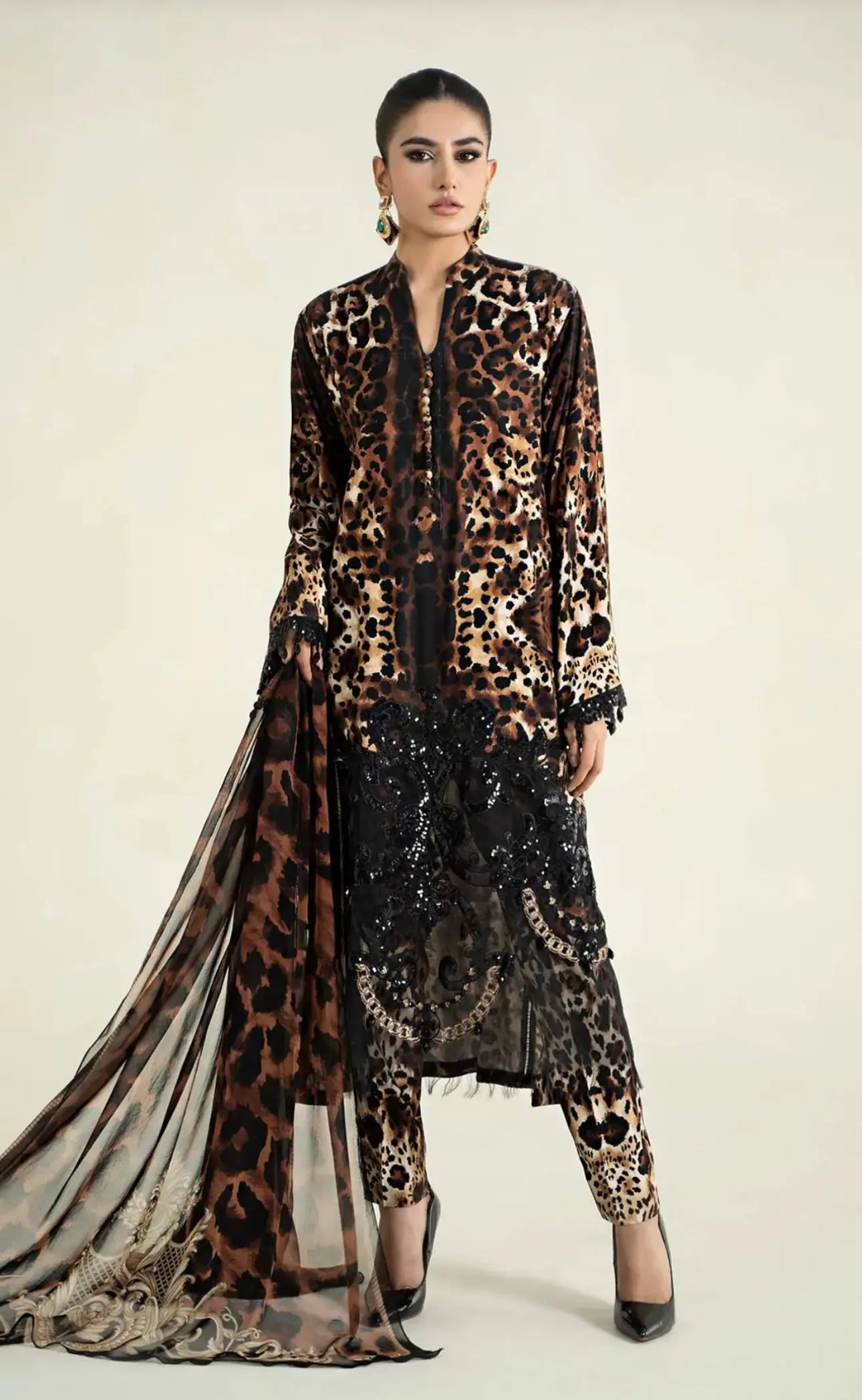  Simrans - Pakistani clothes