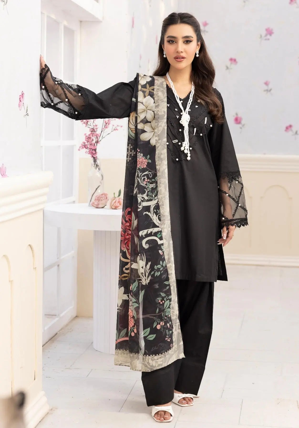  Simrans - Pakistani clothes