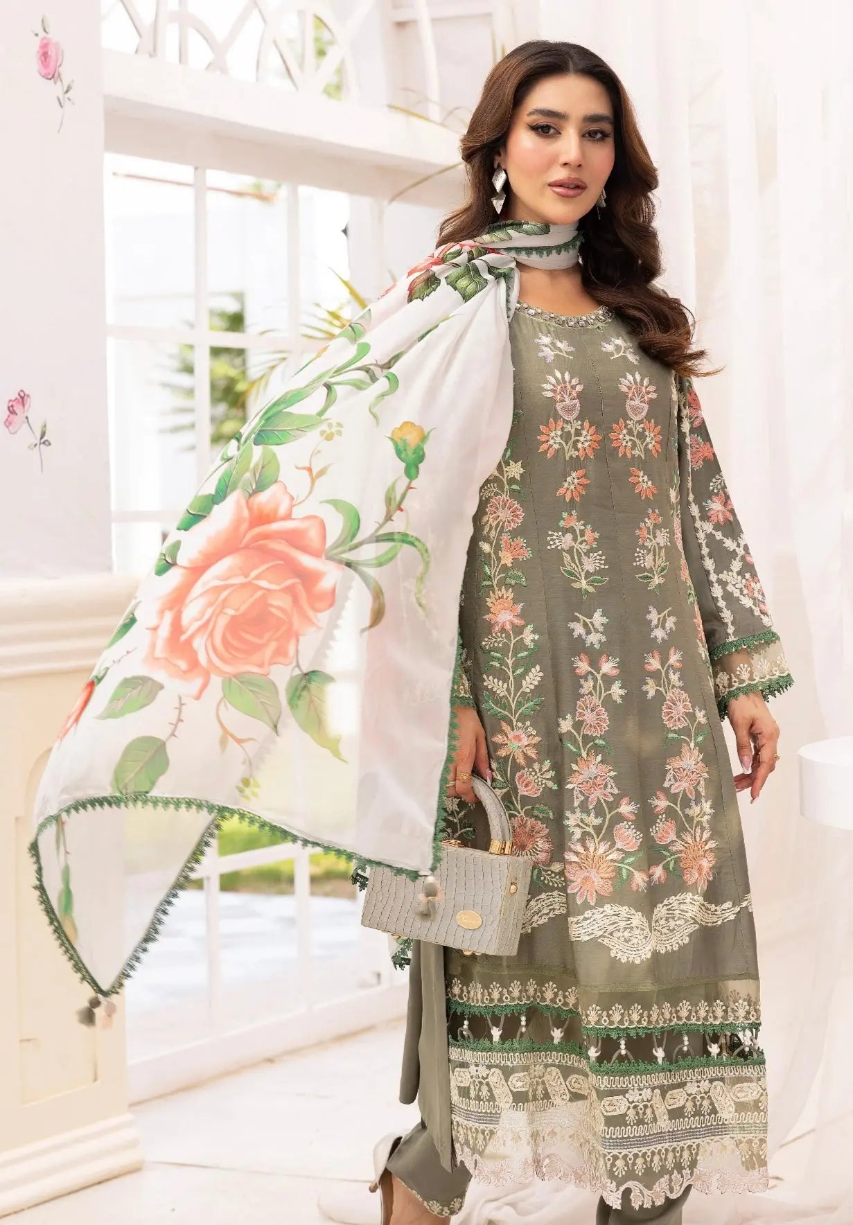 Simrans - Pakistani clothes