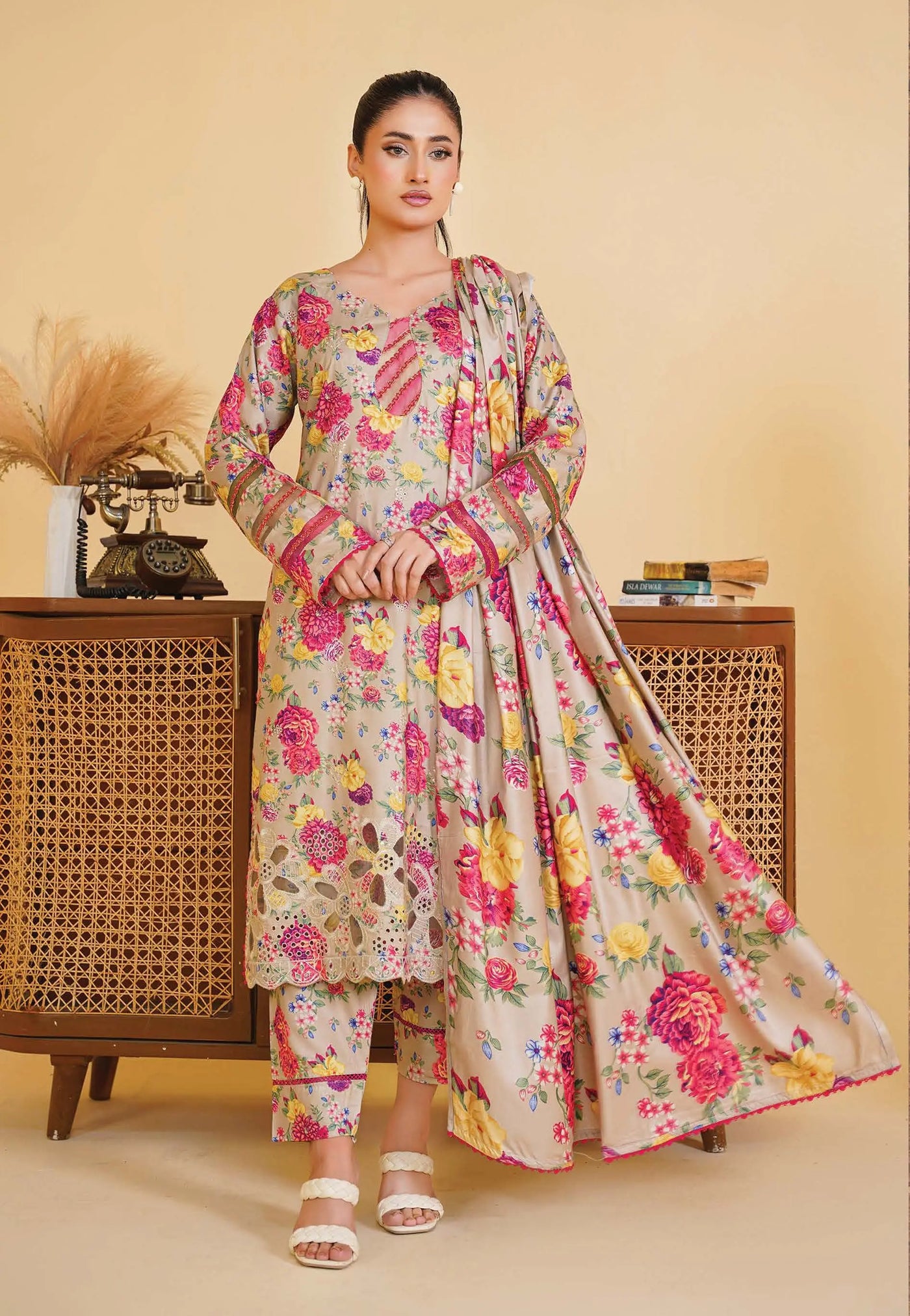 Sitarah Styles 'Vol 14' | Embroidered Linen 3pc Pakistani Readymade Womenswear | IN383 SITARAH