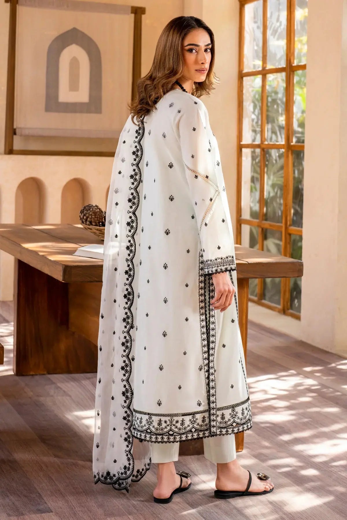  Zarif - Pakistani clothes