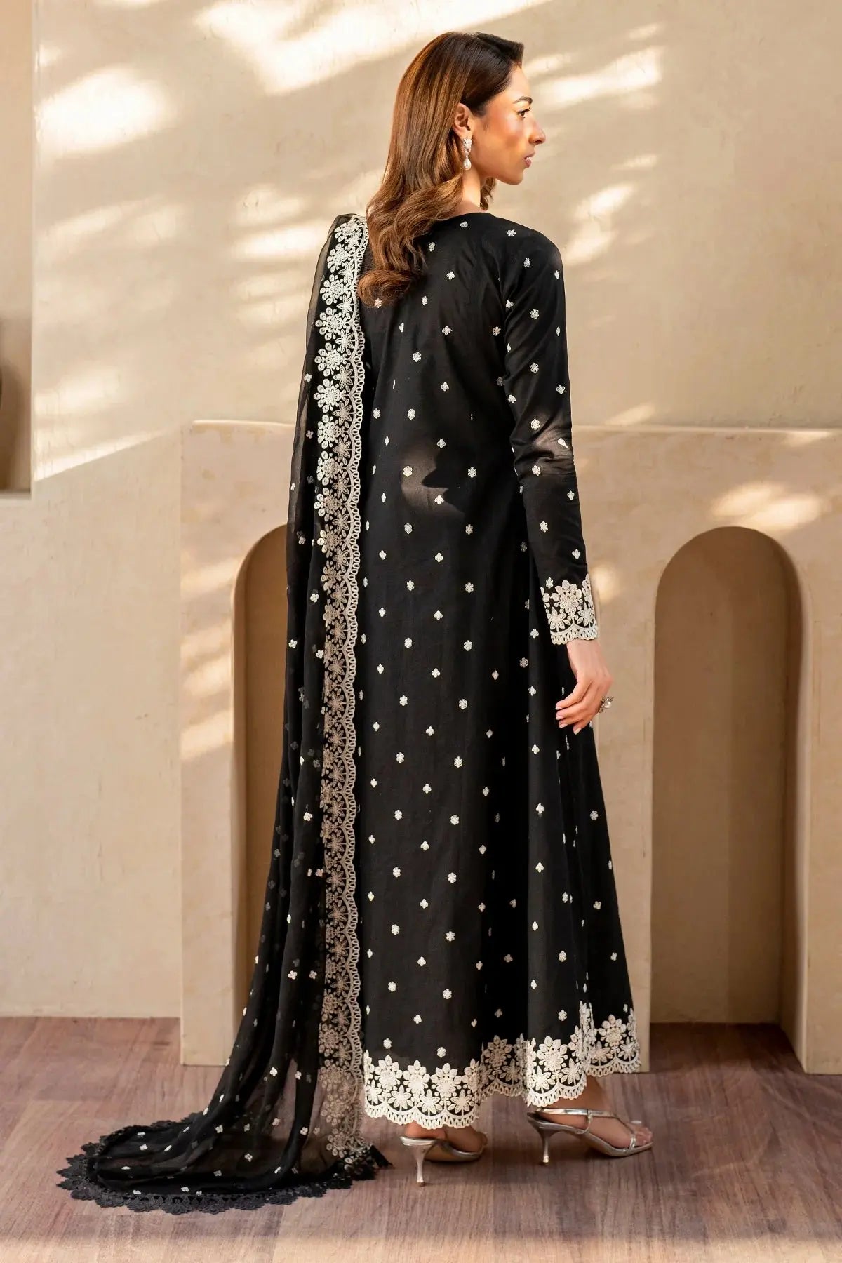  Zarif - Pakistani clothes