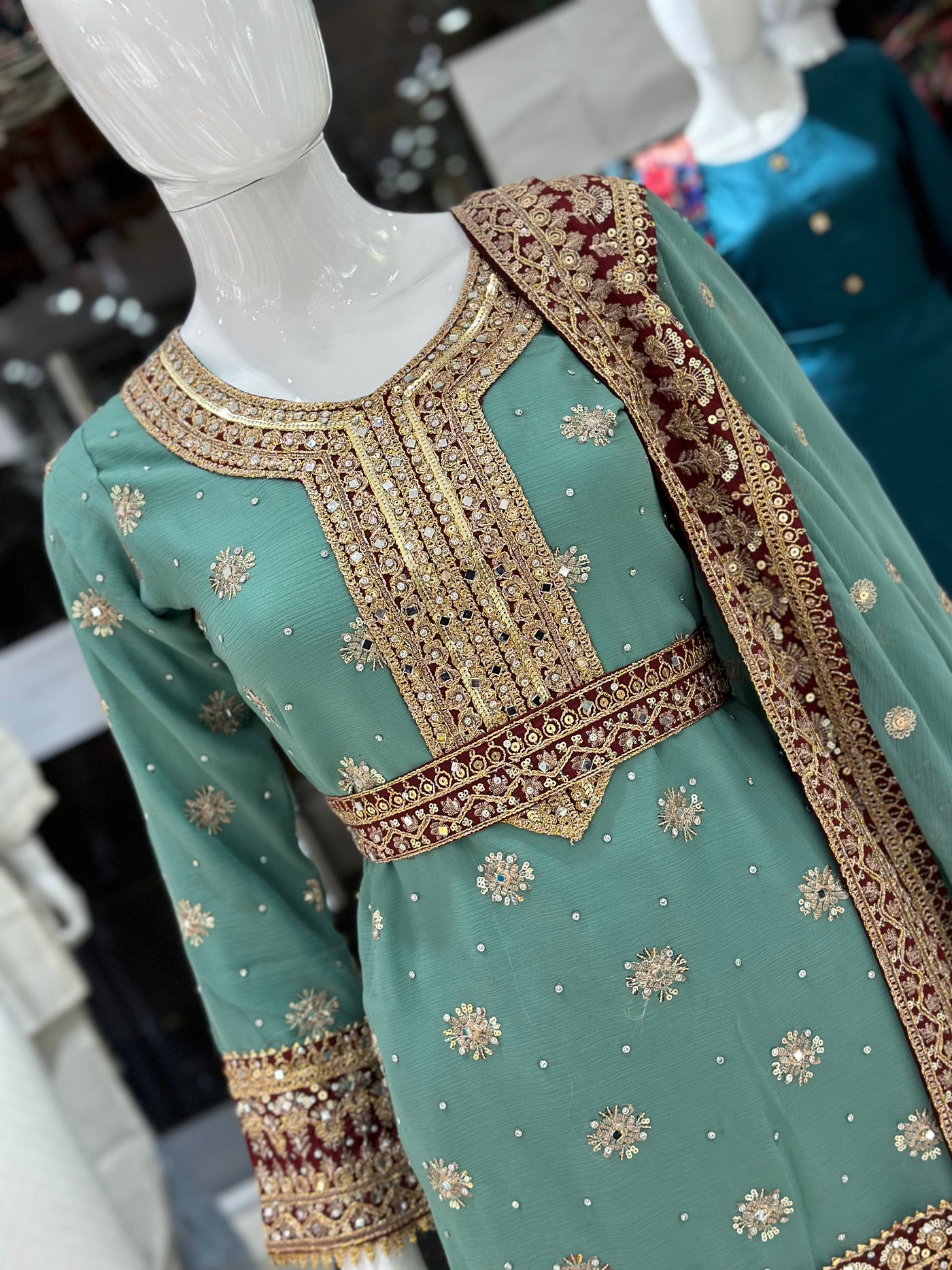  HXX - Pakistani clothes