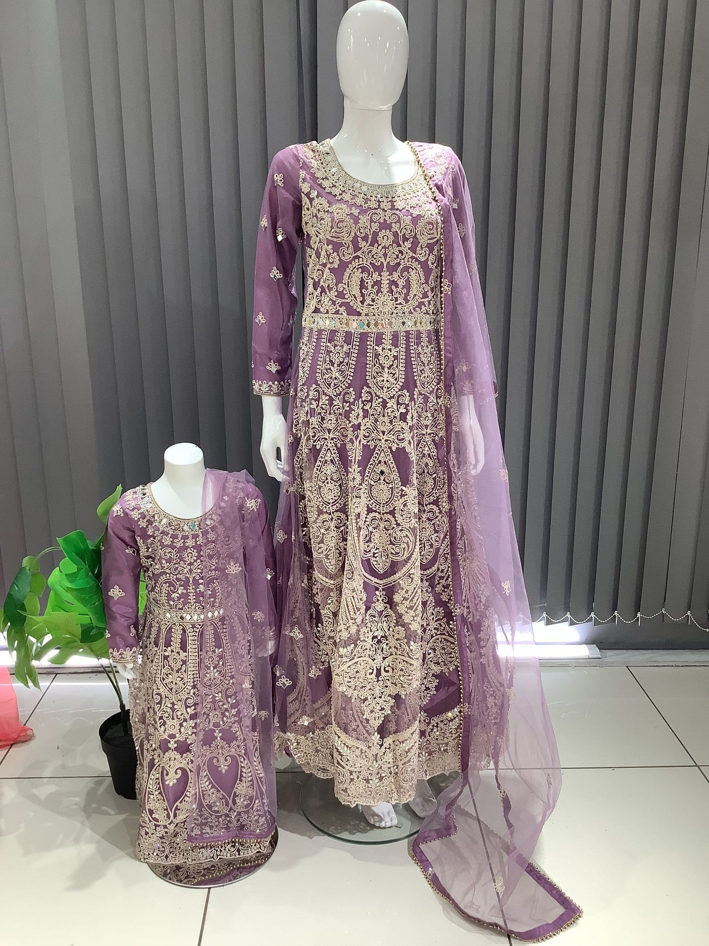  Asha - Pakistani clothes