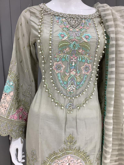  Karma - Pakistani clothes