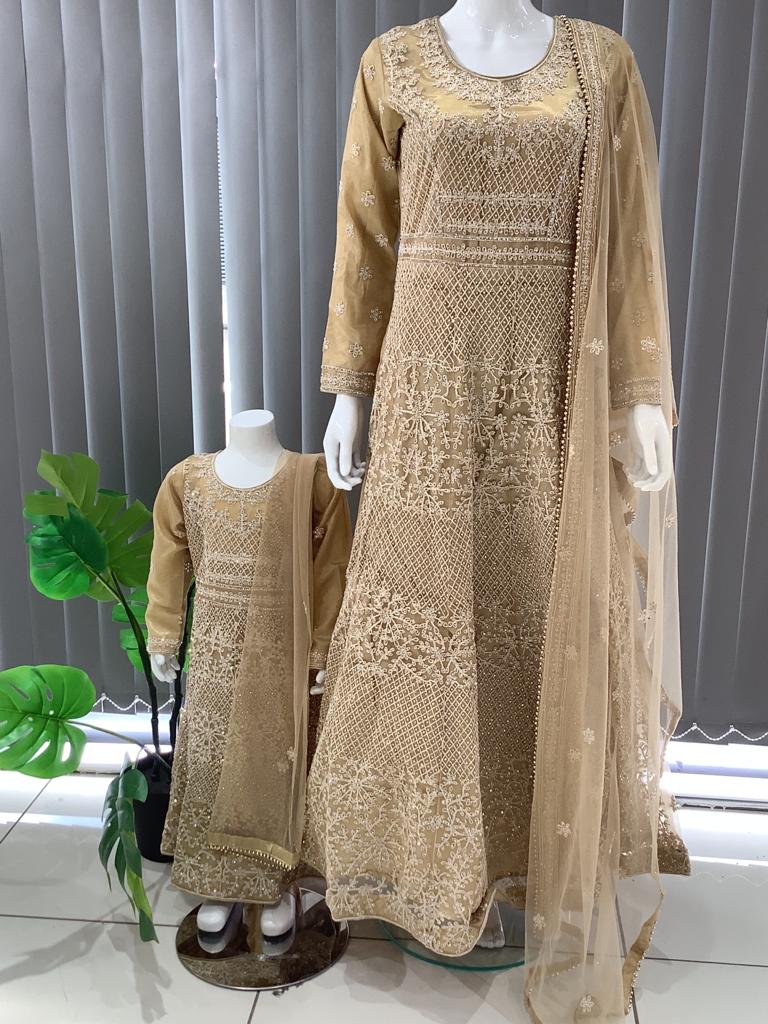  Asha - Pakistani clothes